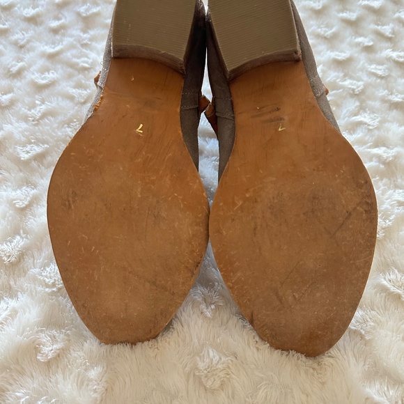 Diba True Booties, Sz 7 - Picture 4 of 5